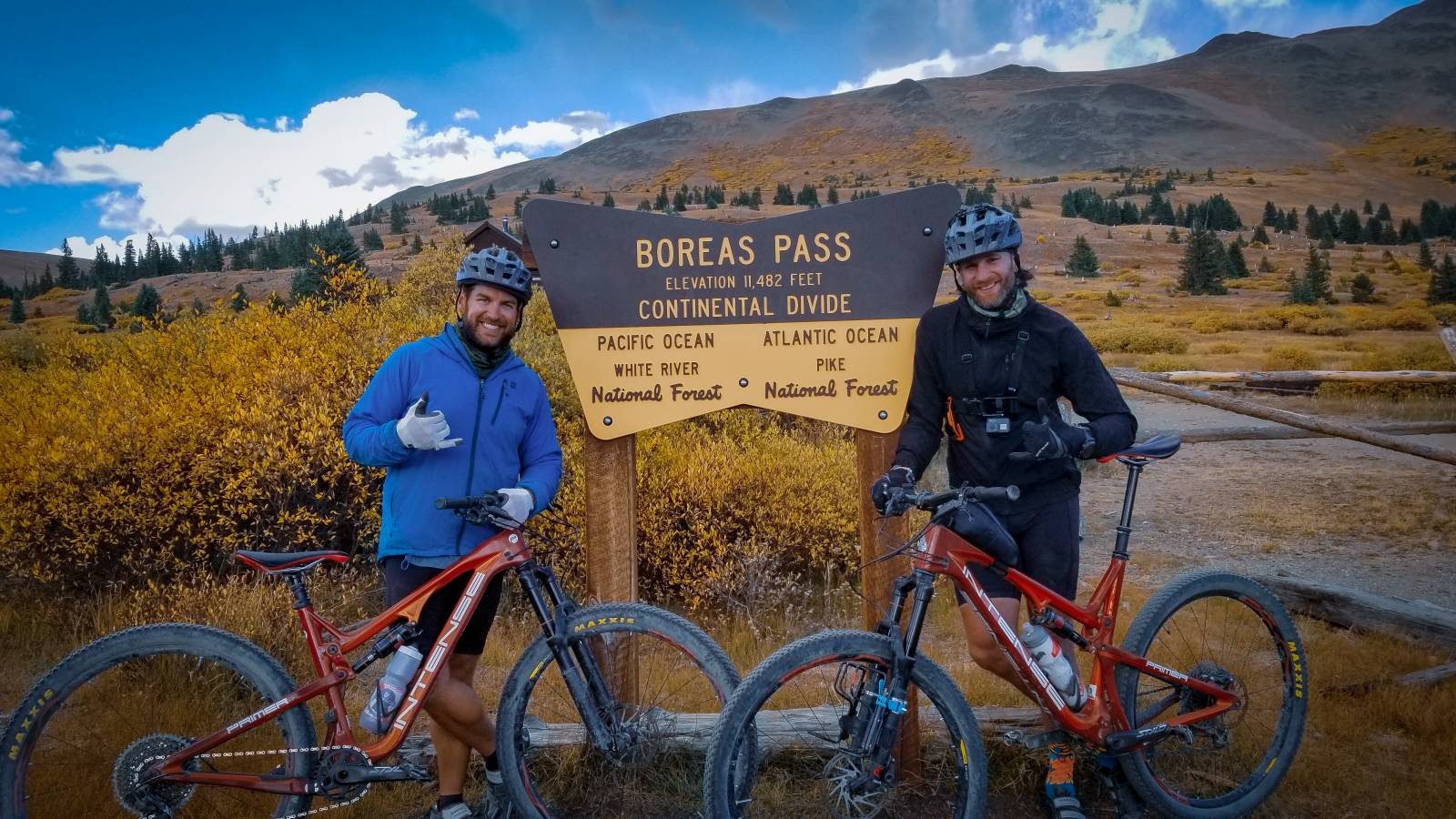 Geoff Livingston rode his bike from Banff, Alberta all the way to Mexico to raise funds for BC Cancer Foundation’s Workout to Conquer Cancer